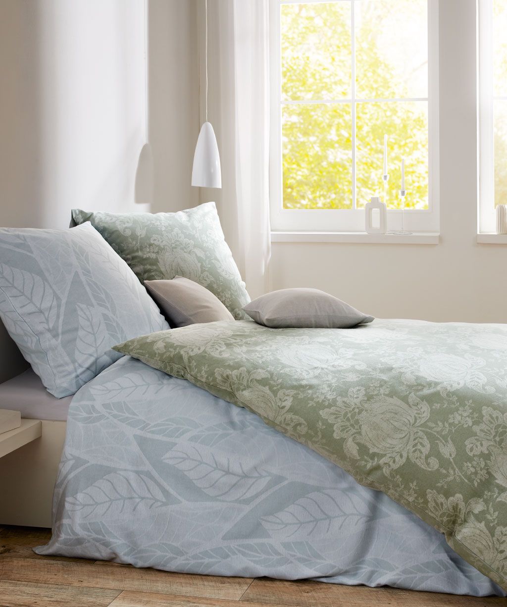 Linge de Lit- Fleurs Vertes/ Feuilles Bleu-Gris