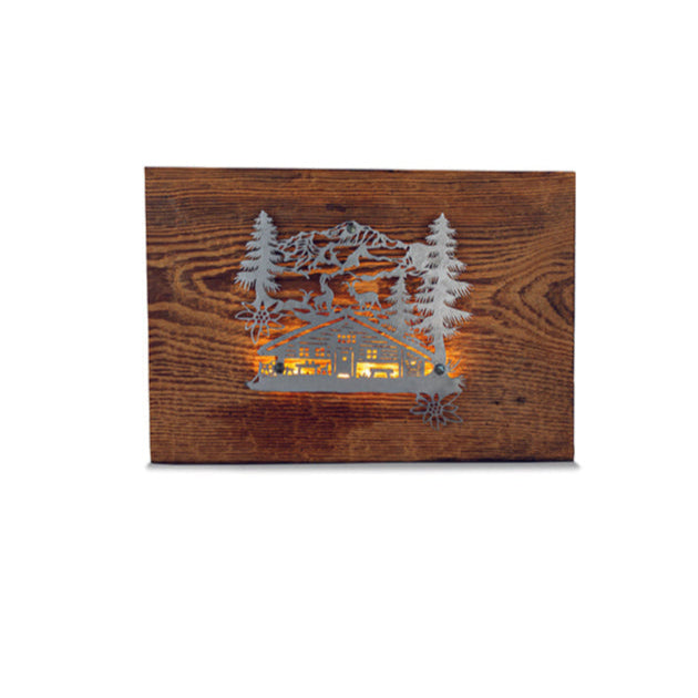 Décoration en bois avec LED - Chalet