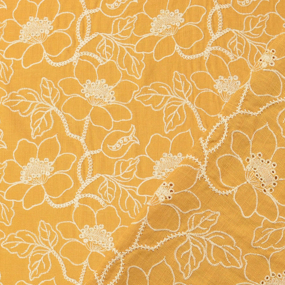 Tissu brodé- Fleurs sur fond jaune moutarde - Biner Pinaton
