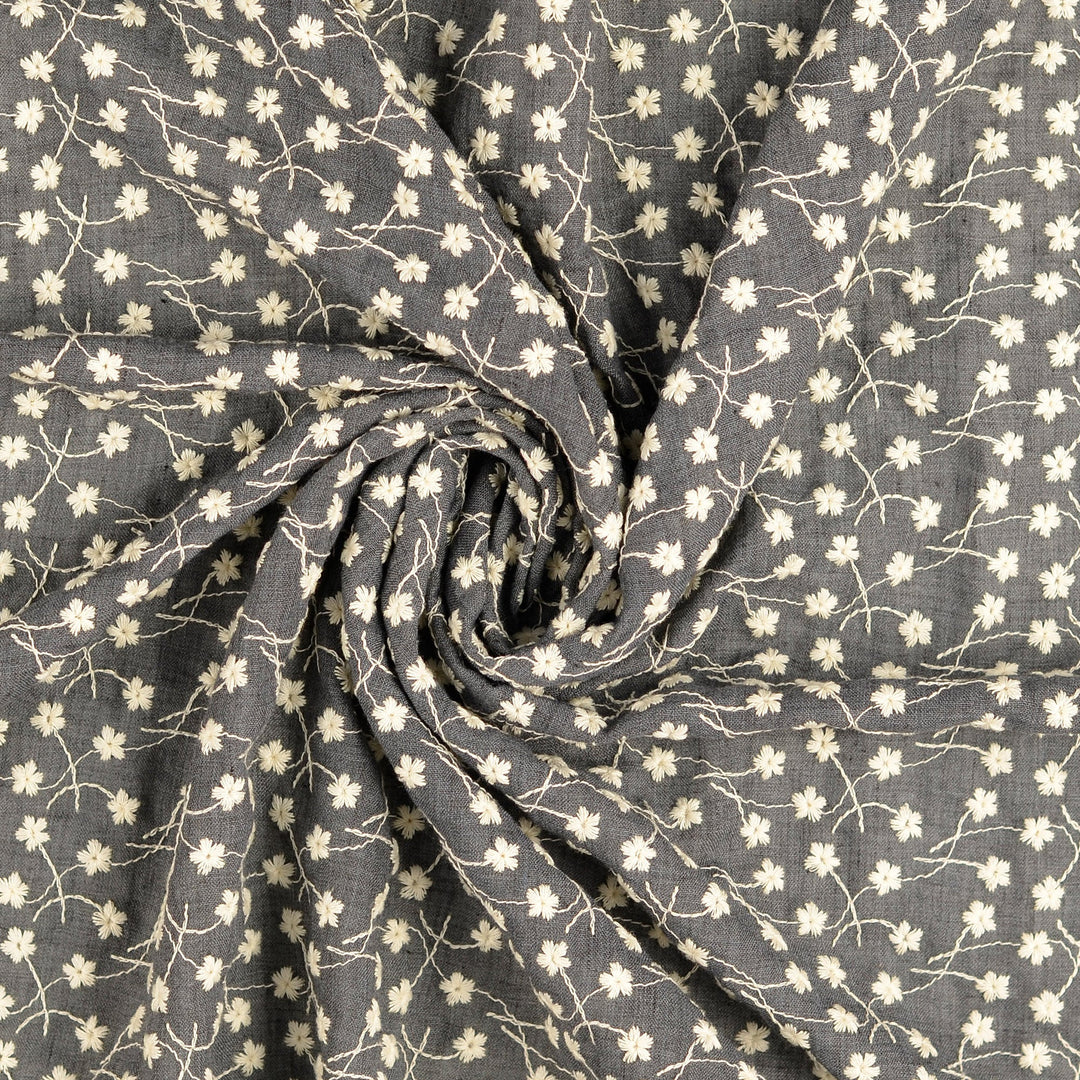 Tissu Coton Brodé- Fleurs en Fond Gris