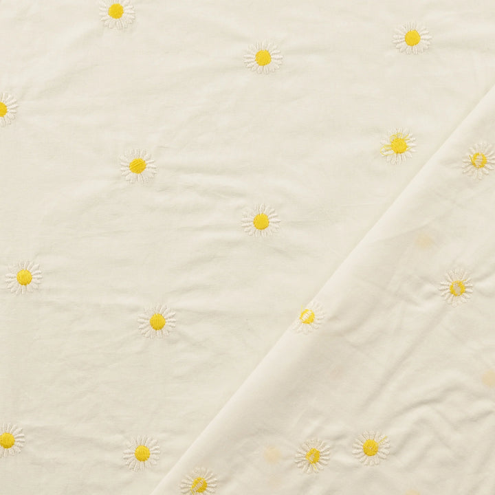 Tissu voile de coton- brodé marguerites