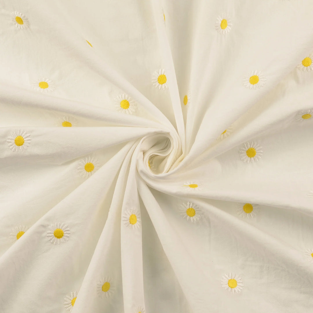 Tissu voile de coton- brodé marguerites