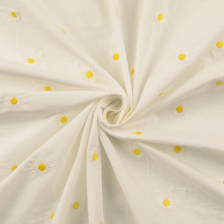 Tissu voile de coton- brodé marguerites