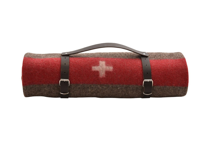 Couverture Swiss militaire roulée avec ceinture en cuir